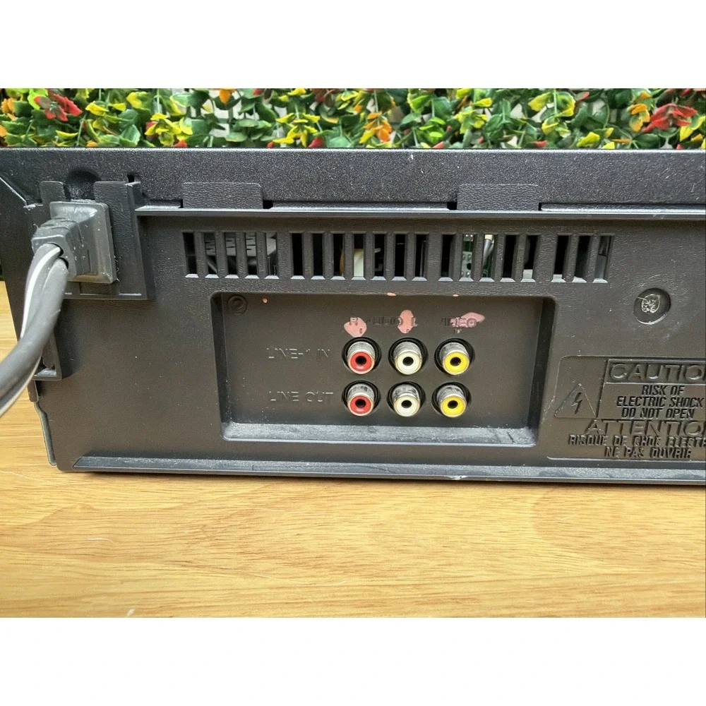 Sony SLV-678HF 4 Head Hi-Fi VHS VCR Player Recorder‎ Vintage TESTED NO REMOTE